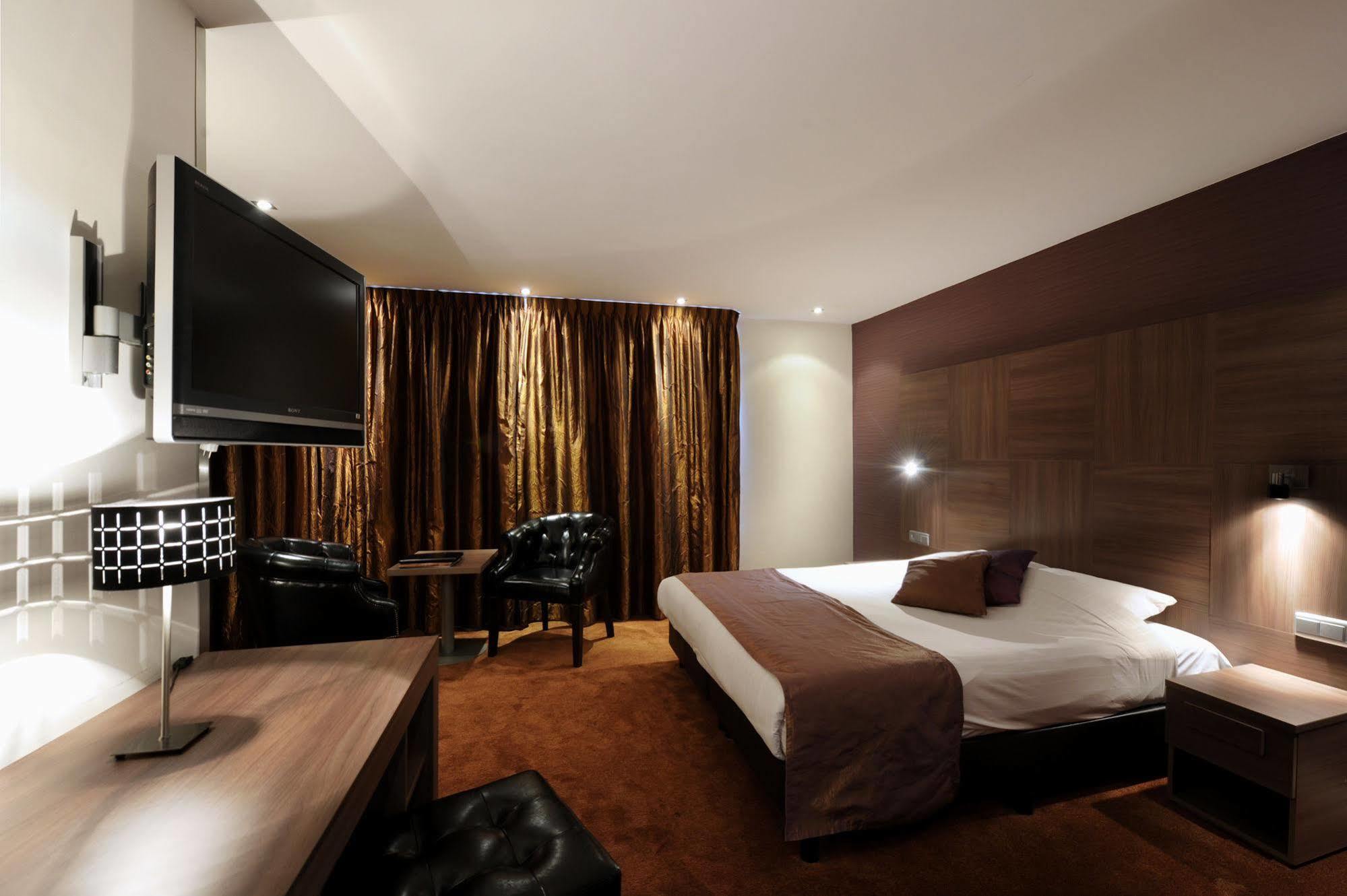 Van Der Valk Hotel Hardegarijp - Leeuwarden Eksteriør bilde